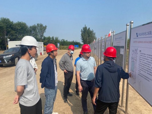 金秋送暖，情滿工地 ——深入基層開展慰問活動